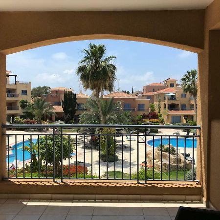 Limnaria Gardens - Modern 1 Bed, Walk To Beach & Shops Pafos Zewnętrze zdjęcie